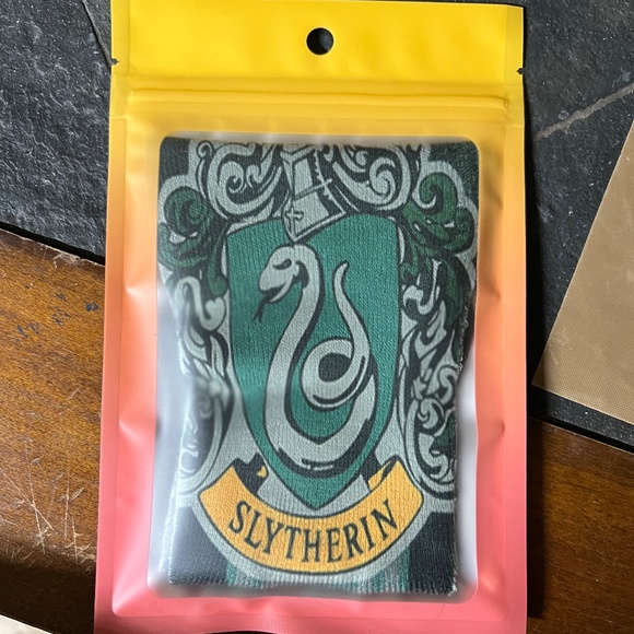 HP House Socks - Picture 2 of 5